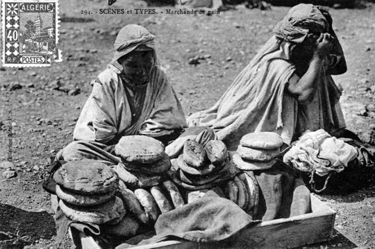 Des marchands de pain et leur étal