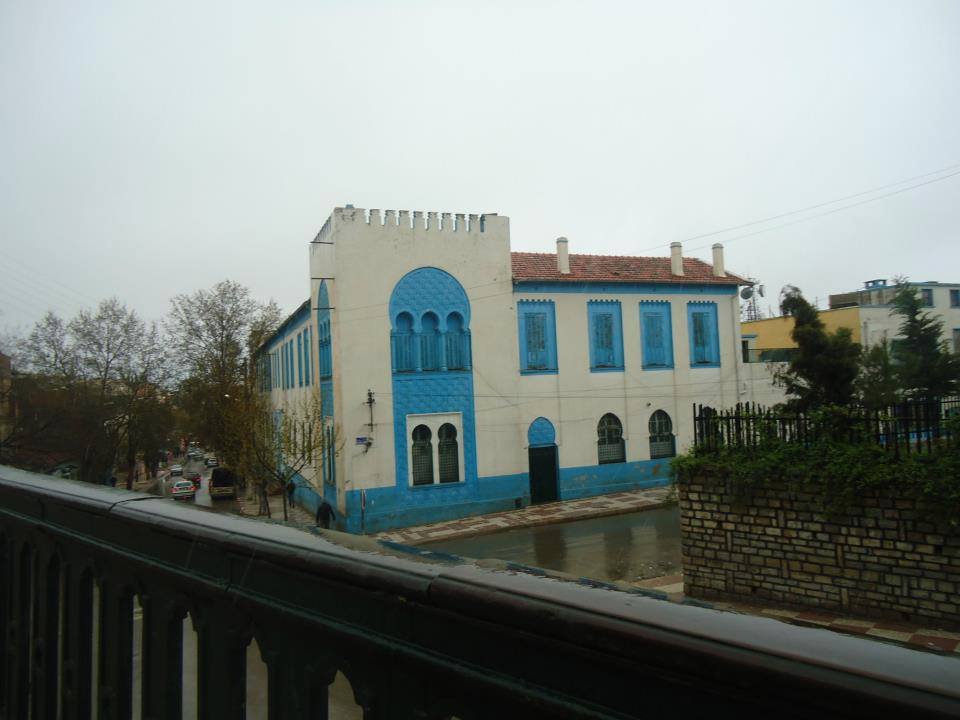 L'une des premiére ecole de Tiaret Ex Gambetta.