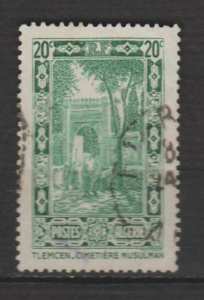 TIMBRE POSTE  CIMETIÈRE MUSULMAN TLEMCEN
