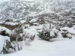 Neige de février 2012 à Bouzelatène