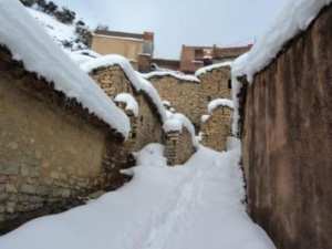 Neige de février 2012 à Bouzelatène