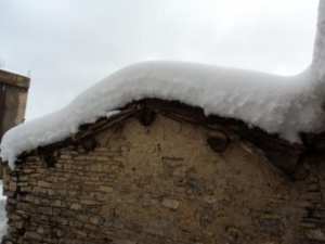 Neige de février 2012 à Bouzelatène