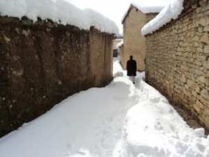 Neige de février 2012 à Bouzelatène