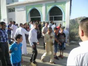 Ambiance de fête à Bouzelatène