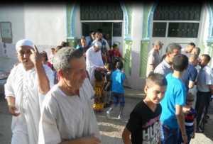 Ambiance de fête à Bouzelatène