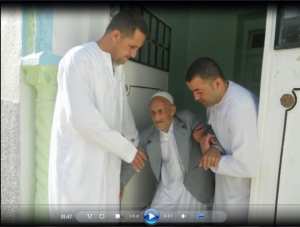 Ambiance de fête à Bouzelatène