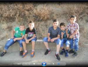 Ambiance de fête à Bouzelatène