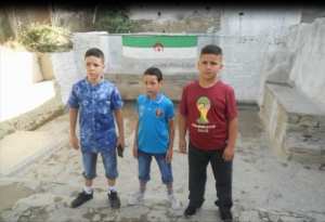 Ambiance de fête à Bouzelatène