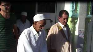 Ambiance de fête à Bouzelatène