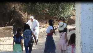 Ambiance de fête à Bouzelatène