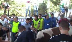 Ambiance de fête à Bouzelatène