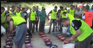 Ambiance de fête à Bouzelatène