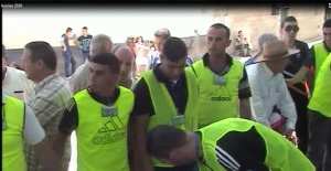 Ambiance de fête à Bouzelatène