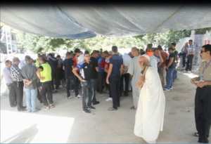 Ambiance de fête à Bouzelatène
