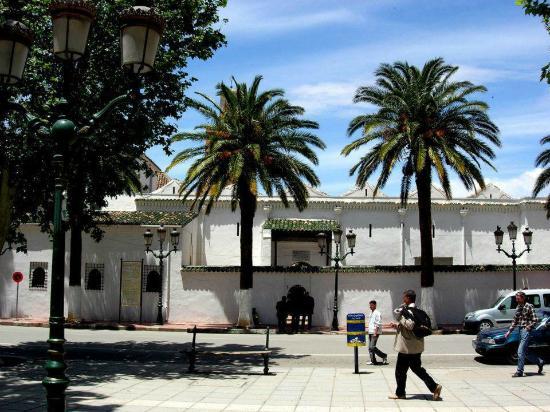 Des touristes étrangers empêchés de visiter un monument historique à Tlemcen