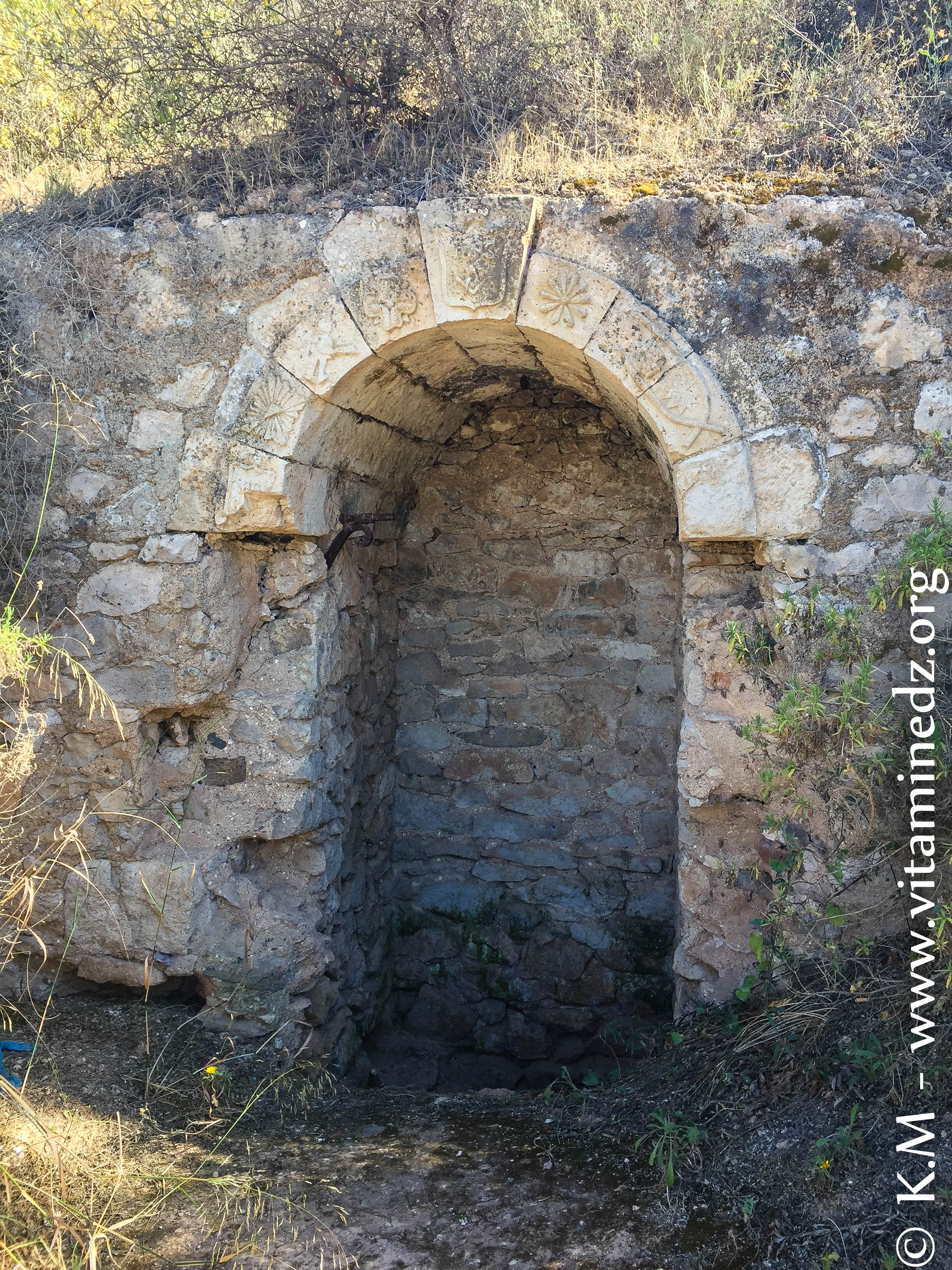 Puits de Ain Bentaoues village Ain el Kolla - Ghazaouet