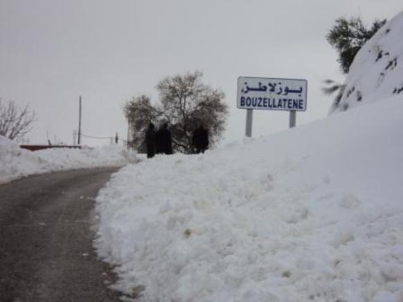 Neige de février 2012 à Bouzelatène