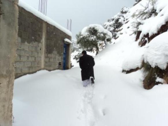 Neige de février 2012 à Bouzelatène