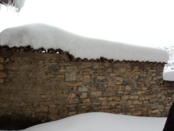 Neige de février 2012 à Bouzelatène