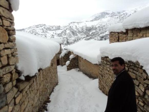 Neige de février 2012 à Bouzelatène