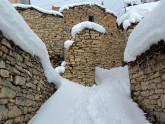 Neige de février 2012 à Bouzelatène