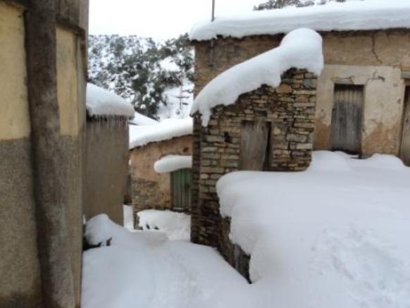 Neige de février 2012 à Bouzelatène