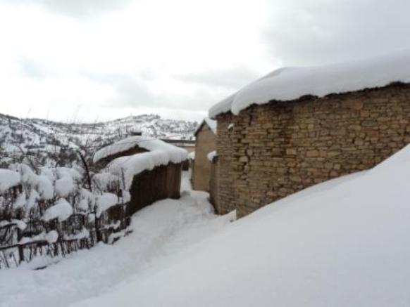 Neige de février 2012 à Bouzelatène