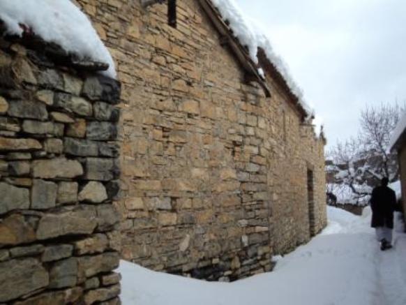 Neige de février 2012 à Bouzelatène
