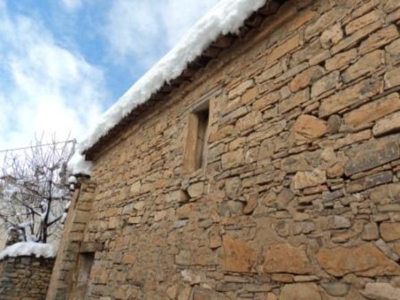 Neige de février 2012 à Bouzelatène