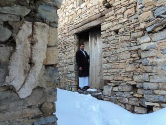 Neige de février 2012 à Bouzelatène