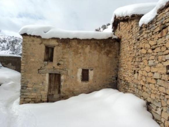 Neige de février 2012 à Bouzelatène