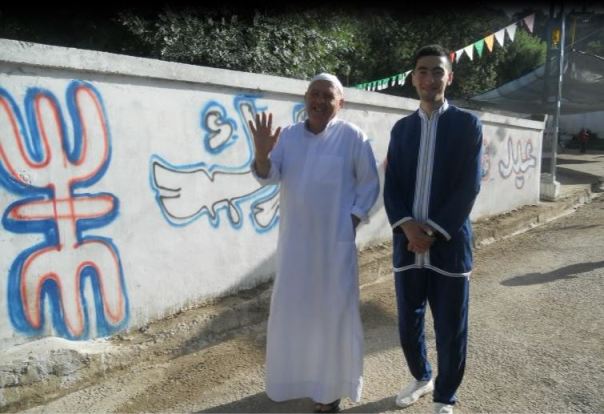 Ambiance de fête à Bouzelatène