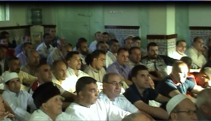 Ambiance de fête à Bouzelatène