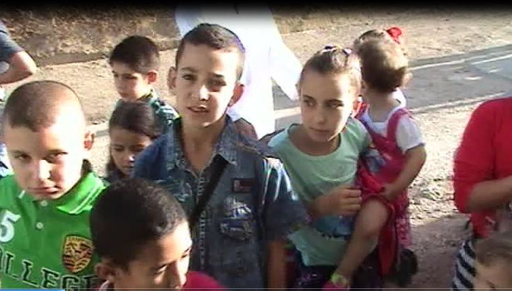 Ambiance de fête à Bouzelatène