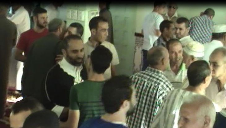 Ambiance de fête à Bouzelatène