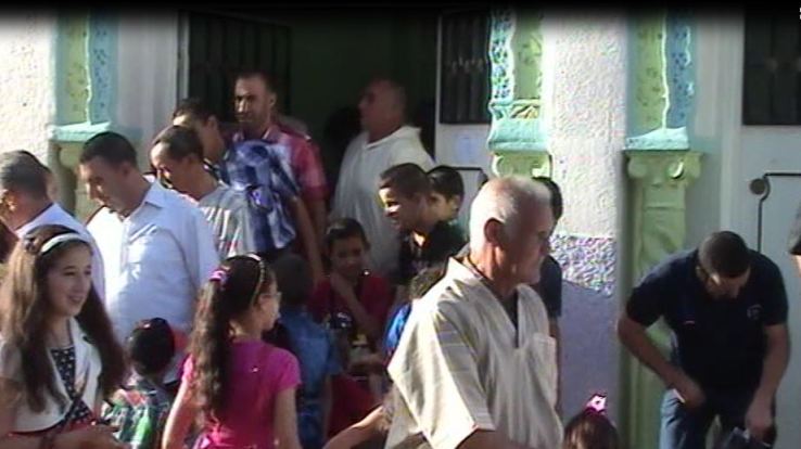 Ambiance de fête à Bouzelatène