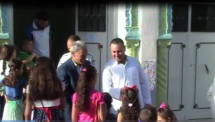 Ambiance de fête à Bouzelatène