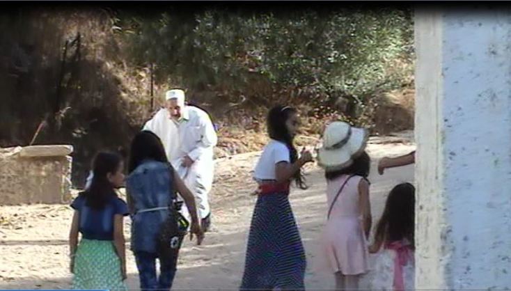 Ambiance de fête à Bouzelatène