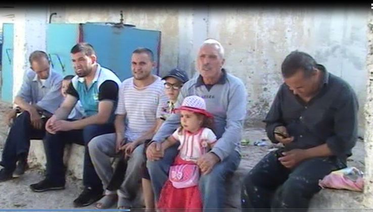 Ambiance de fête à Bouzelatène