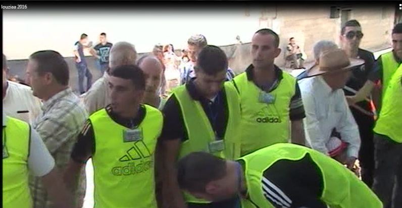 Ambiance de fête à Bouzelatène