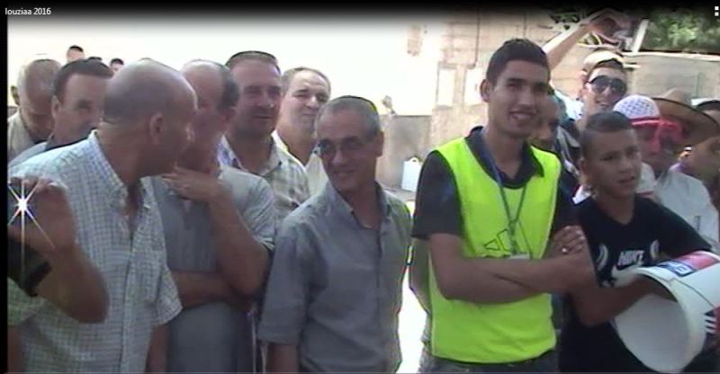 Ambiance de fête à Bouzelatène