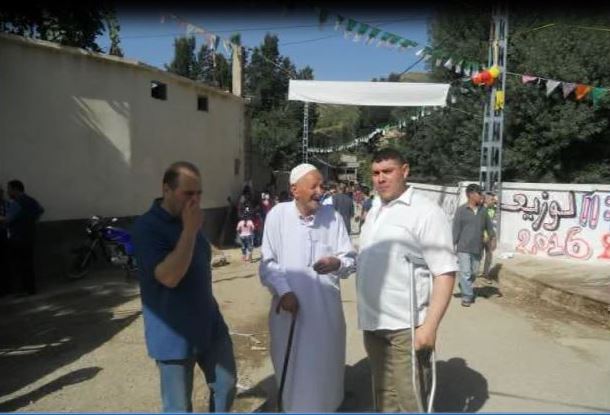 Ambiance de fête à Bouzelatène