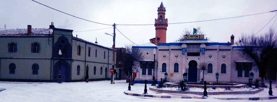 Jour de neige , La vieille poste et hamam Barguem , ( Geryville ) El bayadh centre ville