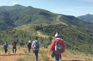 Algérie - DES REPRÉSENTANTS DE 13 WILAYAS EN DISCUTENT:  Une fédération nationale pour les randonneurs