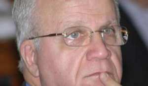 Mourad Medelci à la recherche d'un livre ancien à Tlemcen