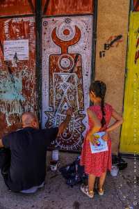 Le plasticien Noureddine Hammouche au Festival international raconte-arts La 14e édition à Aït Ouabane