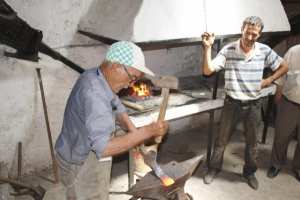 BAISSER DE RIDEAU DE LA 3E ÉDITION DE LA FÊTE DE LA FORGE DE BOUZEGUÈNE:   La forge d’Ihitoussène, un patrimoine à préserver