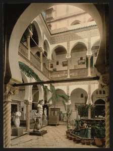 Une autre vue de la cour de Dar Mustapha Pacha (Photos d'Alger entre 1890 et 1899)