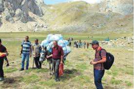 El Asnam (Bouira) - Tikjda:  Campagne de nettoyage du lac Agoulmim