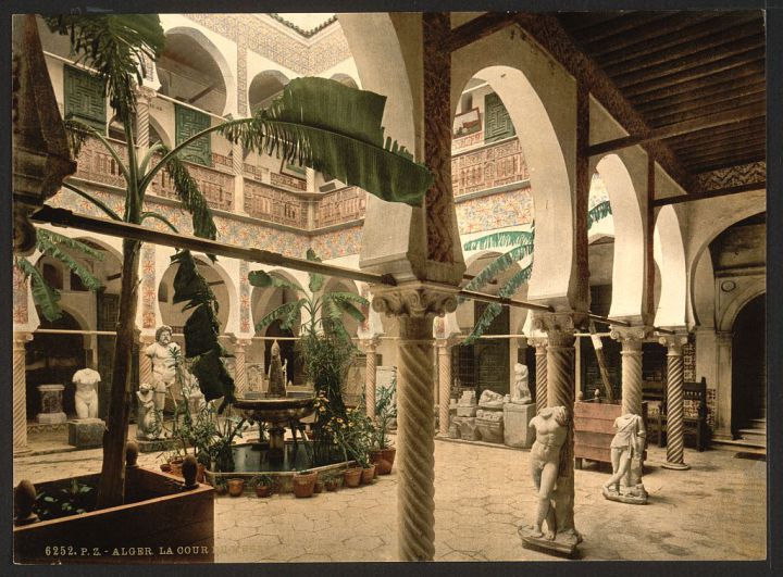 Dar Mustapha Pacha (à présent le musée national de l’enluminure et de la calligraphie) dans la Casbah (Photos d'Alger entre 1890 et 1899)